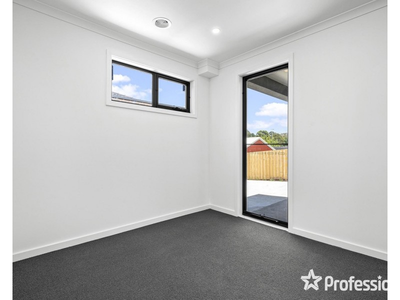 10B MacMillan Street, Mooroolbark VIC 3138