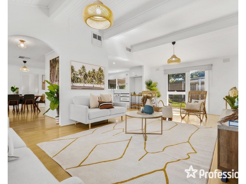 8 Dundee Place, Wantirna VIC 3152