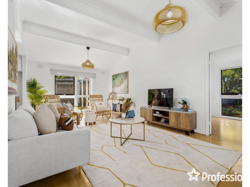 8 Dundee Place, Wantirna VIC 3152