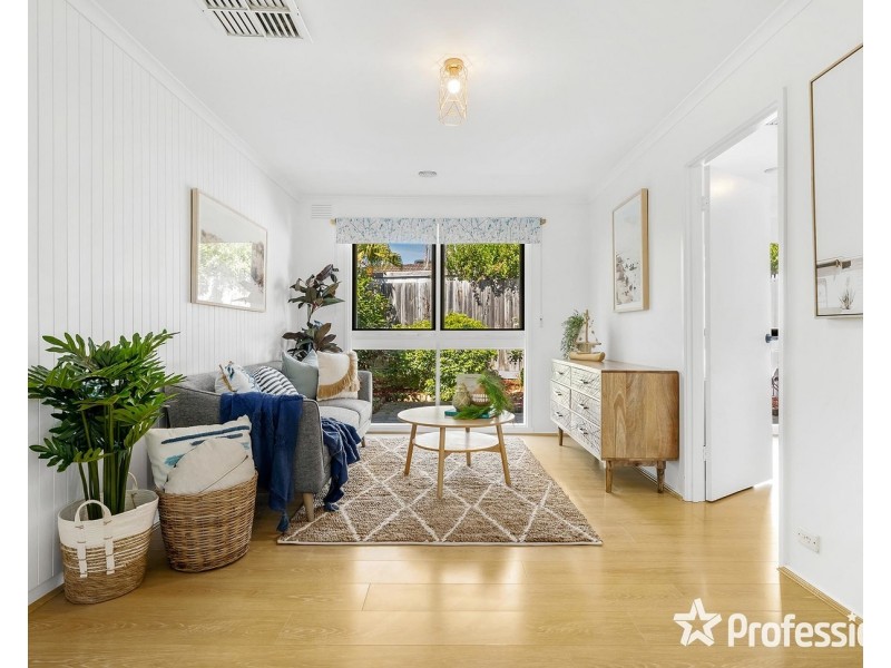 8 Dundee Place, Wantirna VIC 3152