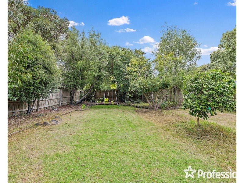 8 Dundee Place, Wantirna VIC 3152