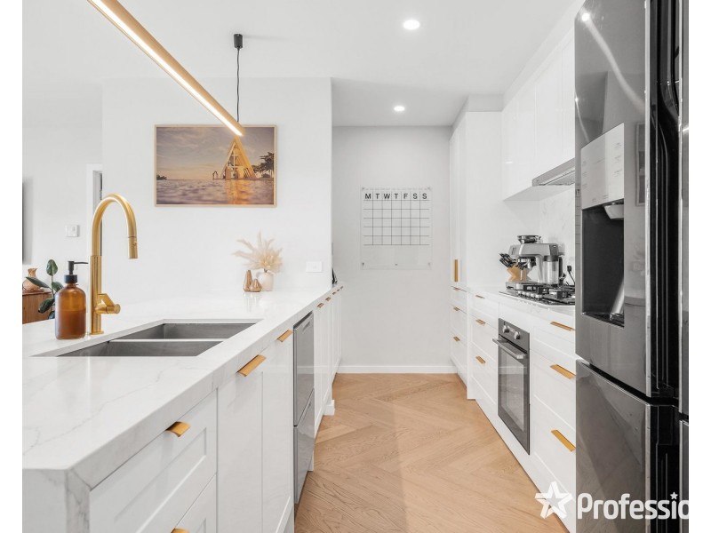 20a Wimbledon Court, Mooroolbark VIC 3138