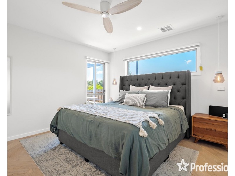 20a Wimbledon Court, Mooroolbark VIC 3138