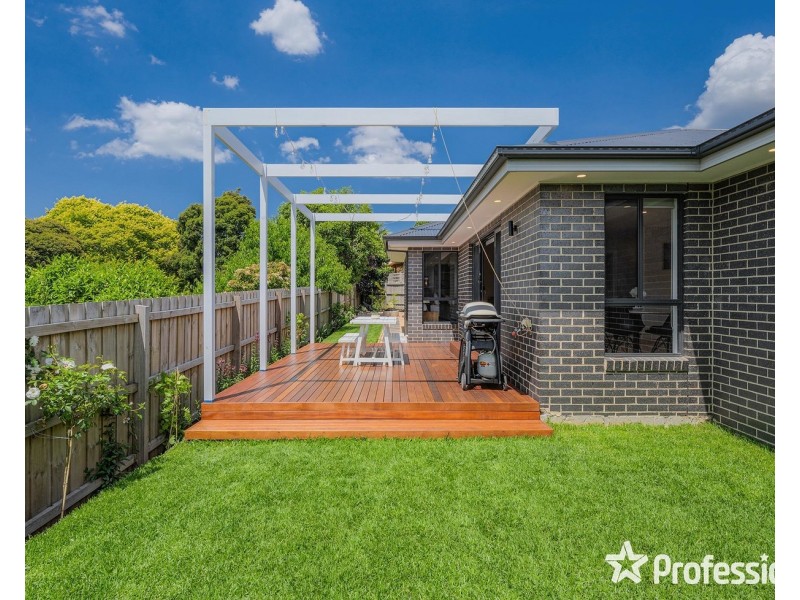 20a Wimbledon Court, Mooroolbark VIC 3138