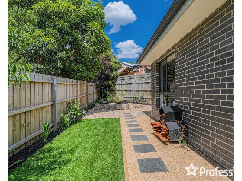 20a Wimbledon Court, Mooroolbark VIC 3138