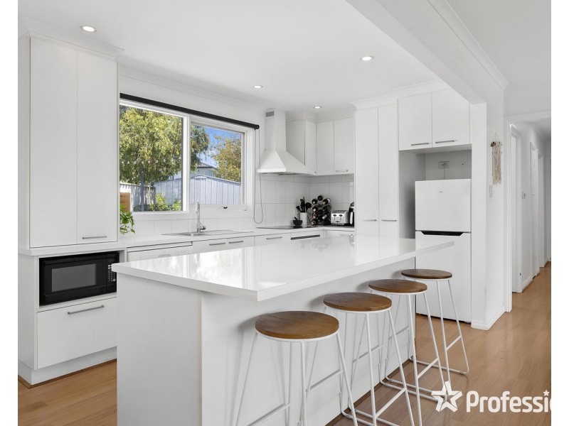 19 Dunoon Street, Mooroolbark VIC 3138