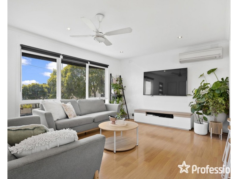 19 Dunoon Street, Mooroolbark VIC 3138