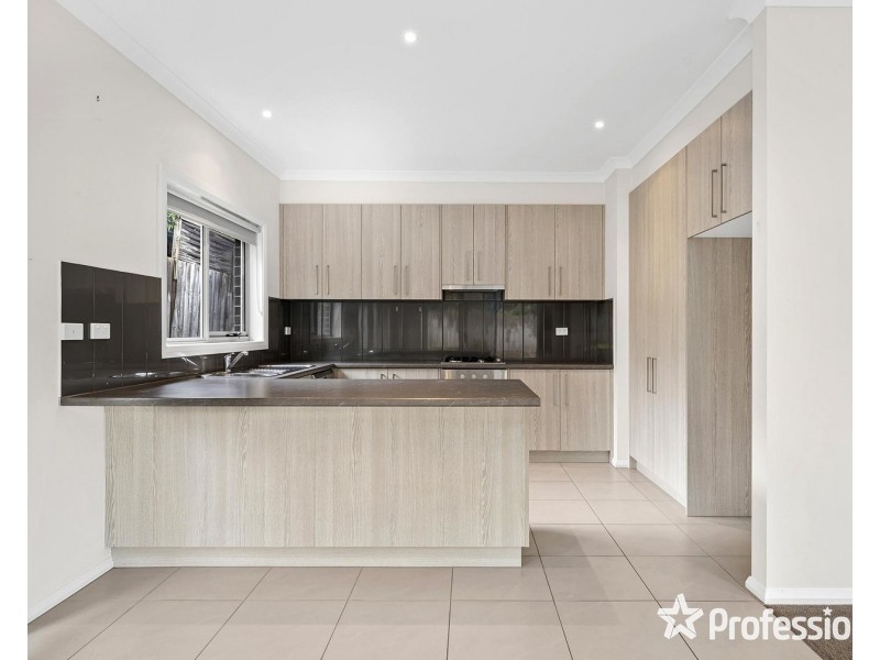 12a Saxon Drive, Mooroolbark VIC 3138