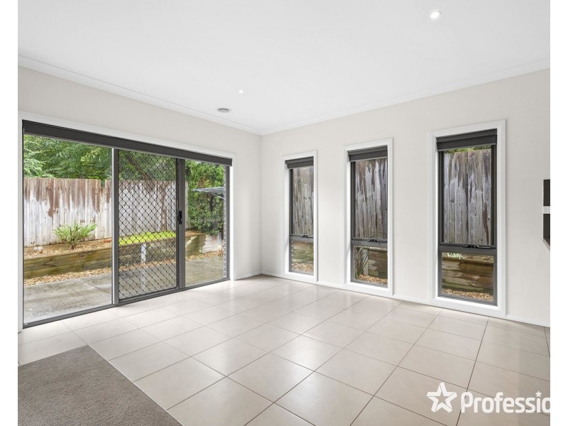 12a Saxon Drive, Mooroolbark VIC 3138