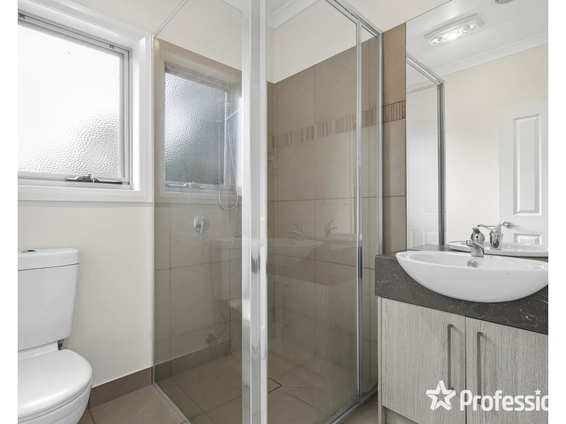 12a Saxon Drive, Mooroolbark VIC 3138