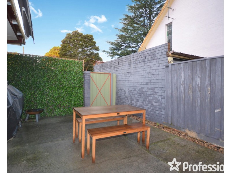 1/3 Ervin Road, Kilsyth VIC 3137