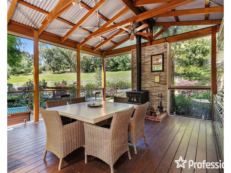 19-21 Mikado Road, Mount Evelyn VIC 3796