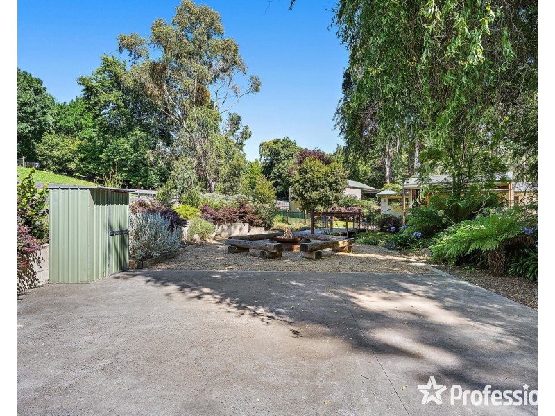 19-21 Mikado Road, Mount Evelyn VIC 3796