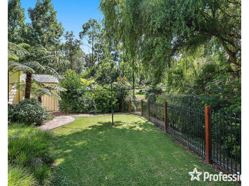 19-21 Mikado Road, Mount Evelyn VIC 3796