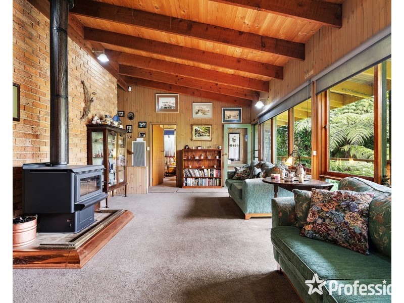 19-21 Mikado Road, Mount Evelyn VIC 3796