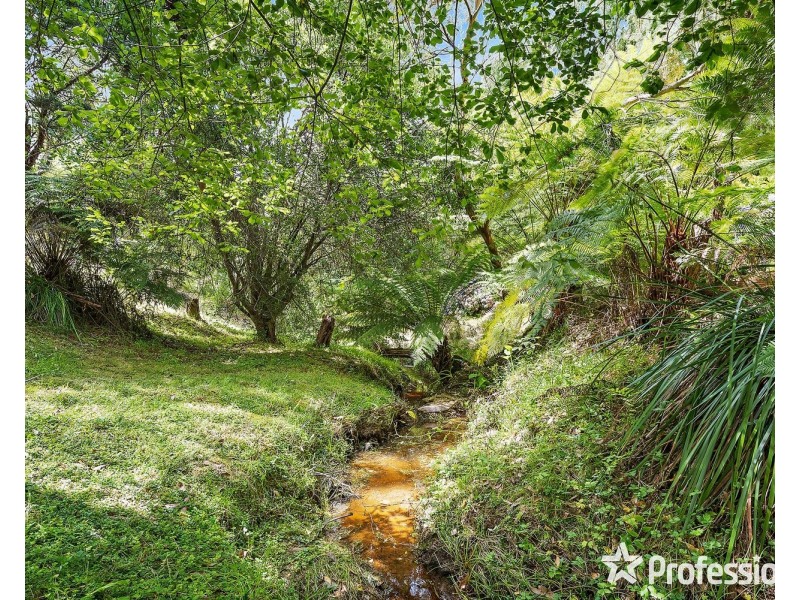 19-21 Mikado Road, Mount Evelyn VIC 3796