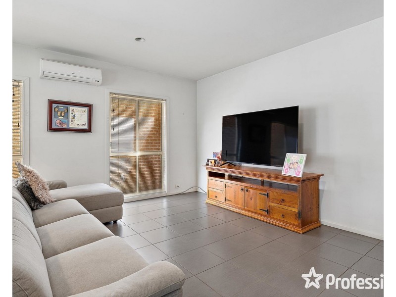4 Autumn Way, Kilsyth VIC 3137