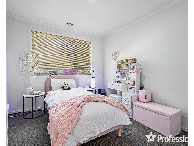 4 Autumn Way, Kilsyth VIC 3137