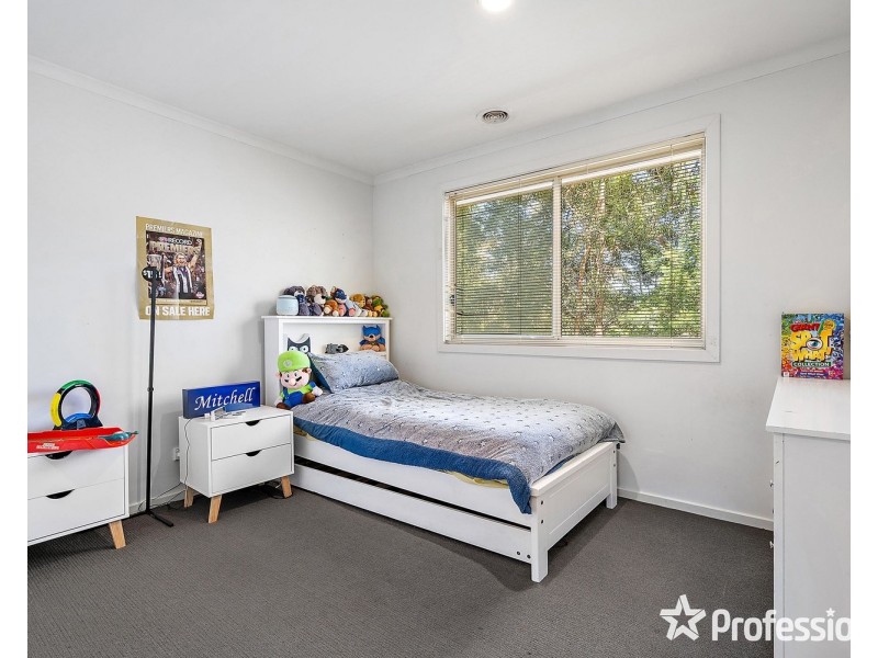 4 Autumn Way, Kilsyth VIC 3137