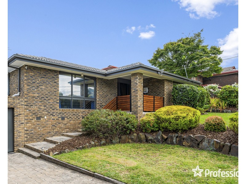 5 Ross Pincott Drive, Mooroolbark VIC 3138