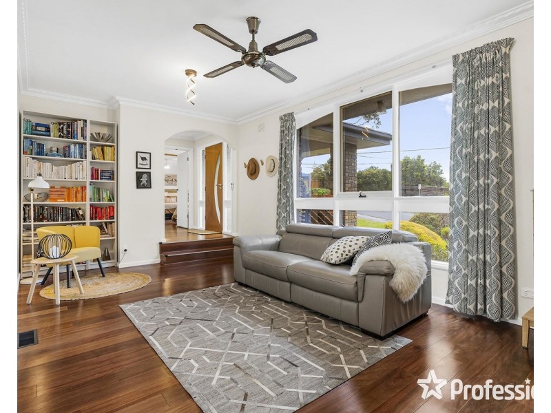 5 Ross Pincott Drive, Mooroolbark VIC 3138