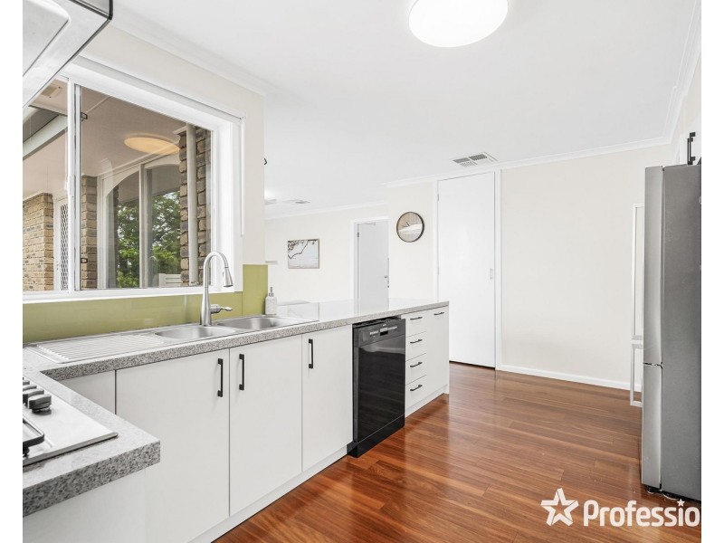 5 Ross Pincott Drive, Mooroolbark VIC 3138