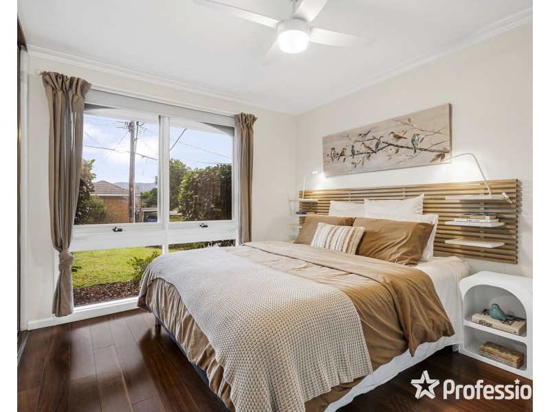 5 Ross Pincott Drive, Mooroolbark VIC 3138