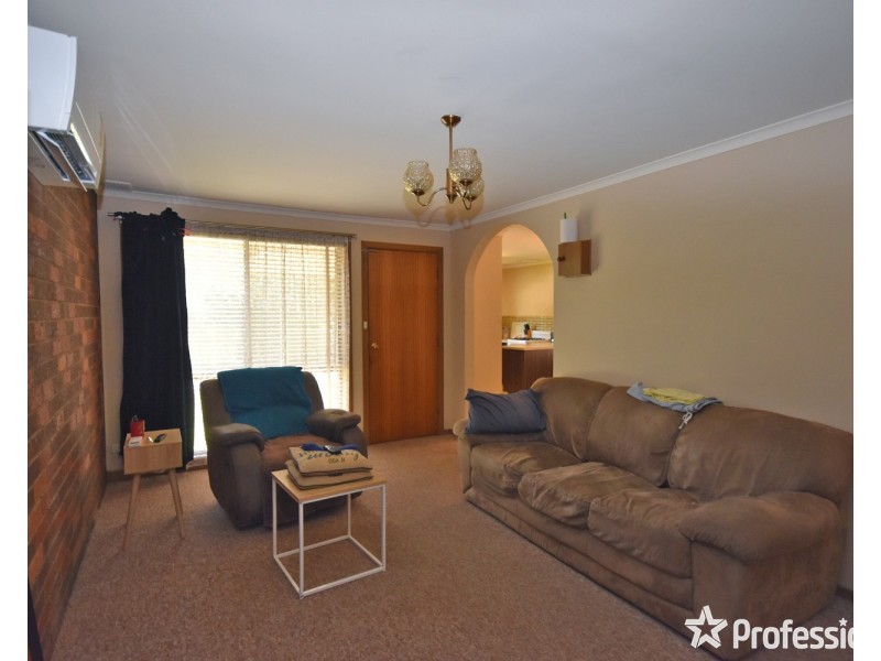 2/34 Liverpool Road, Kilsyth VIC 3137