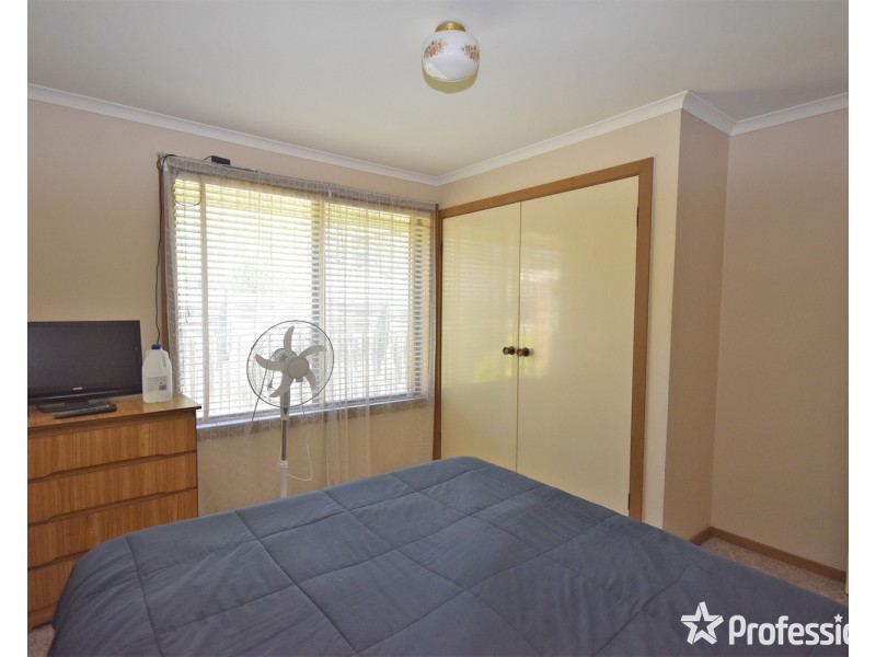 2/34 Liverpool Road, Kilsyth VIC 3137