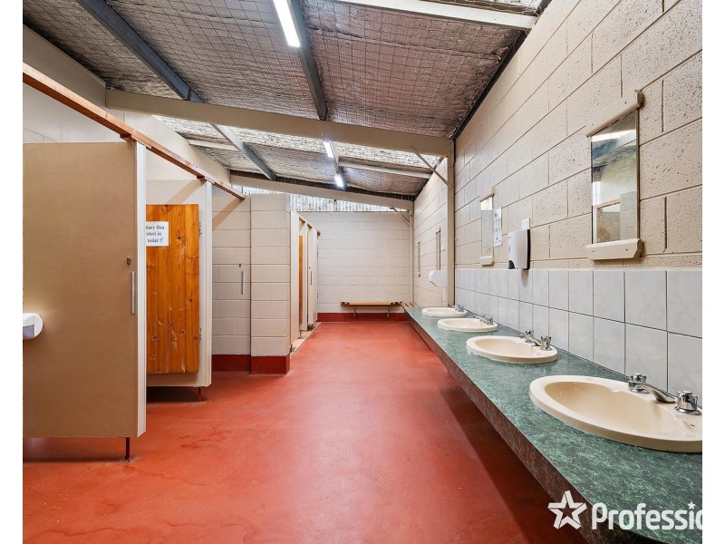 90 Lewis Road, Silvan VIC 3795