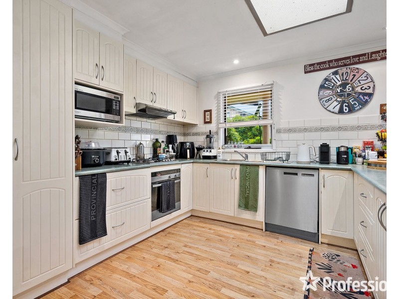 90 Lewis Road, Silvan VIC 3795