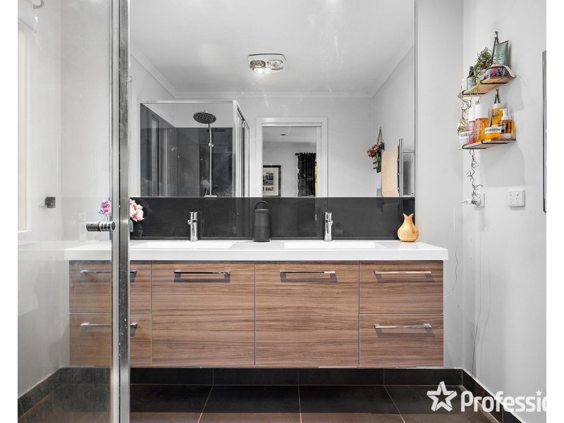 90 Lewis Road, Silvan VIC 3795