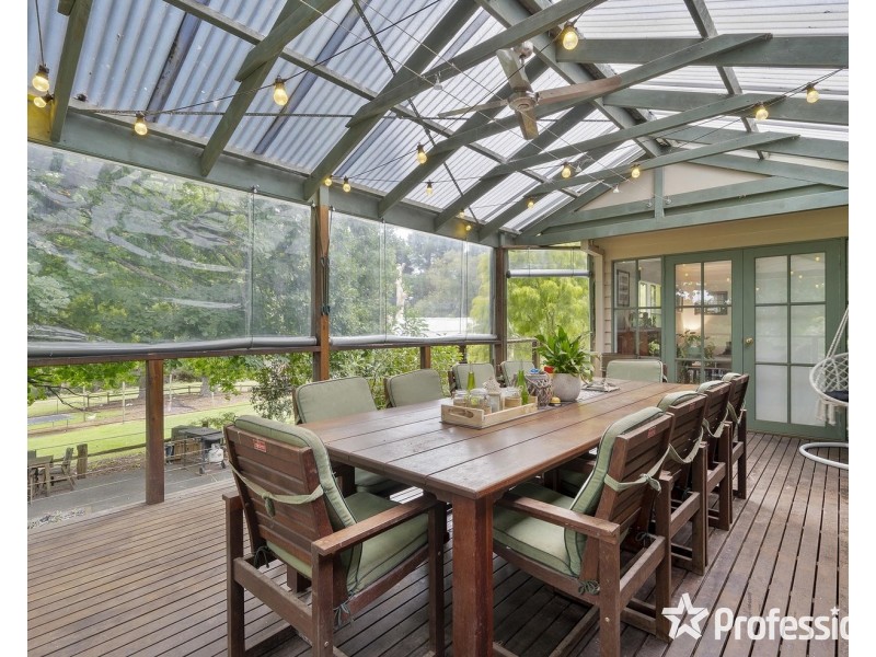 90 Lewis Road, Silvan VIC 3795