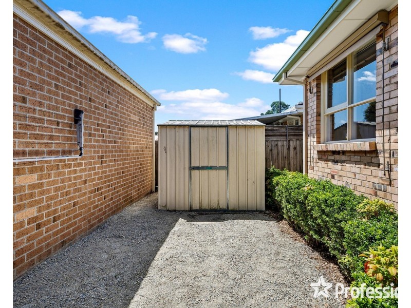 59 Pembroke Road, Mooroolbark VIC 3138