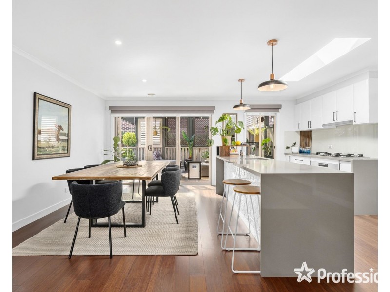 3 Joel Place, Mooroolbark VIC 3138