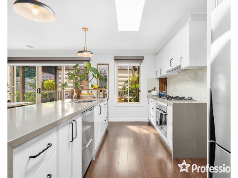 3 Joel Place, Mooroolbark VIC 3138