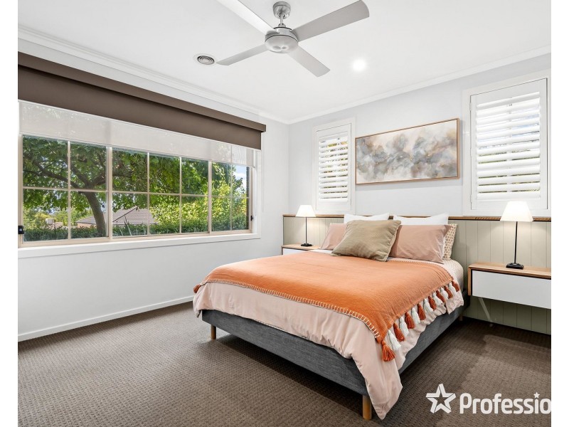 3 Joel Place, Mooroolbark VIC 3138