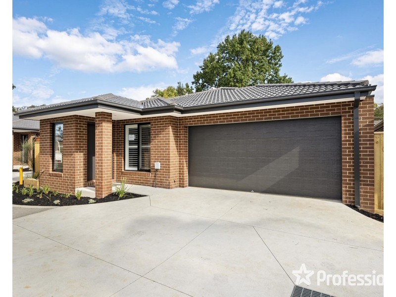 2/6 Dennis Court, Mooroolbark VIC 3138