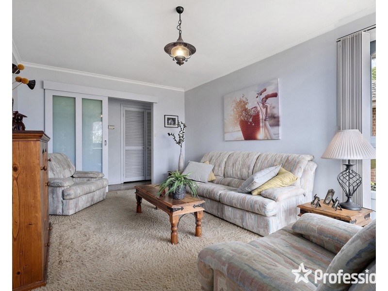 25 Ross Pincott Drive, Mooroolbark VIC 3138