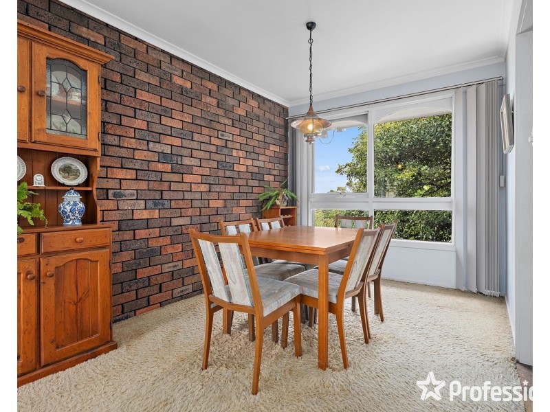 25 Ross Pincott Drive, Mooroolbark VIC 3138