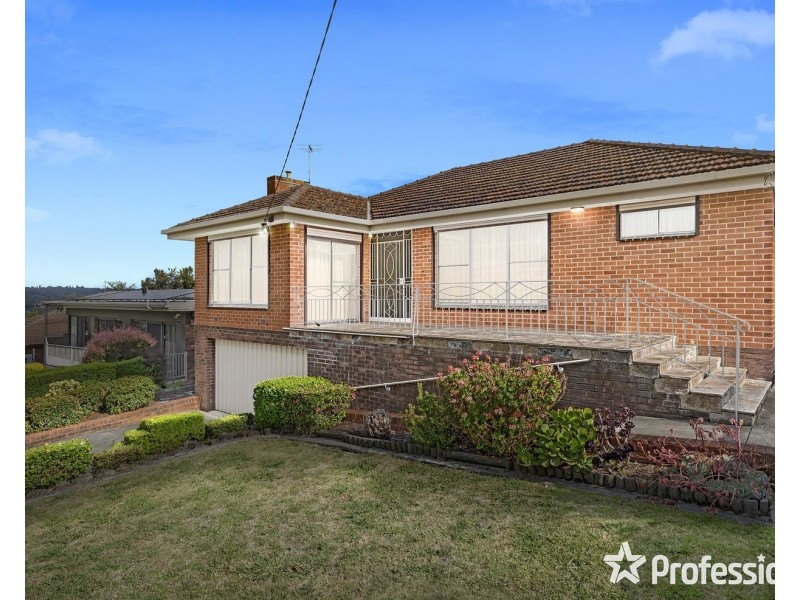 11 Campus Gate, Chirnside Park VIC 3116