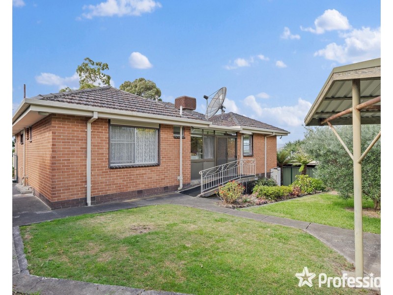 11 Campus Gate, Chirnside Park VIC 3116