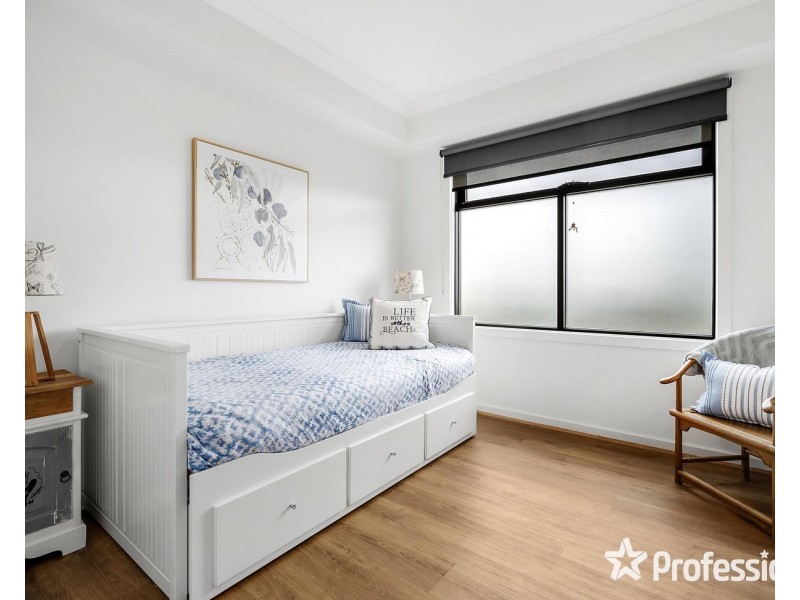 202/18 Myrtle Street, Bayswater VIC 3153