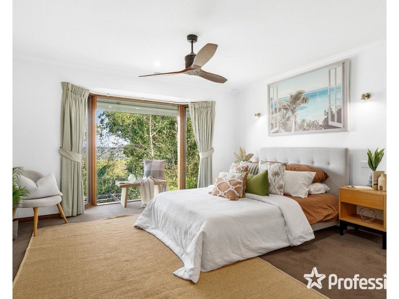 3 Meridian Court, Mooroolbark VIC 3138