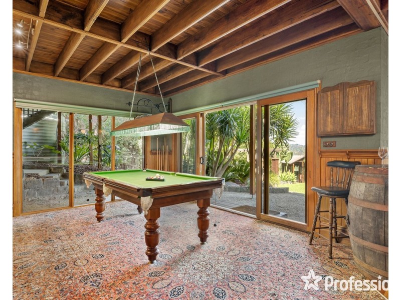 3 Meridian Court, Mooroolbark VIC 3138