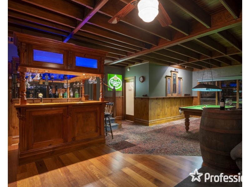 3 Meridian Court, Mooroolbark VIC 3138