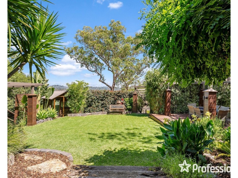 3 Meridian Court, Mooroolbark VIC 3138
