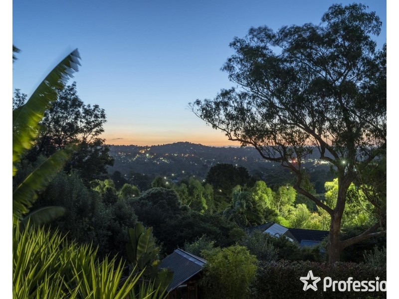 3 Meridian Court, Mooroolbark VIC 3138