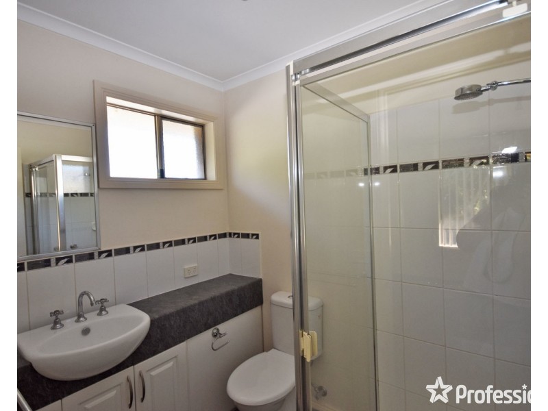 8 Jean Court, Mooroolbark VIC 3138