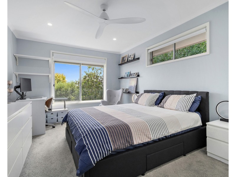 2 Parry Drive, Mooroolbark VIC 3138